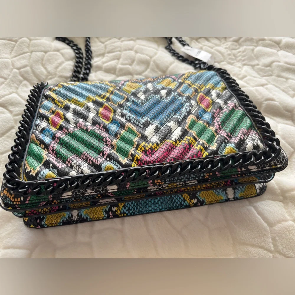 🔥LOW STAR🔥Aldo Multicolor Quilted Shoulder Bag with Chain Strap 🔥STELLA VIBES - Picture 3 of 15